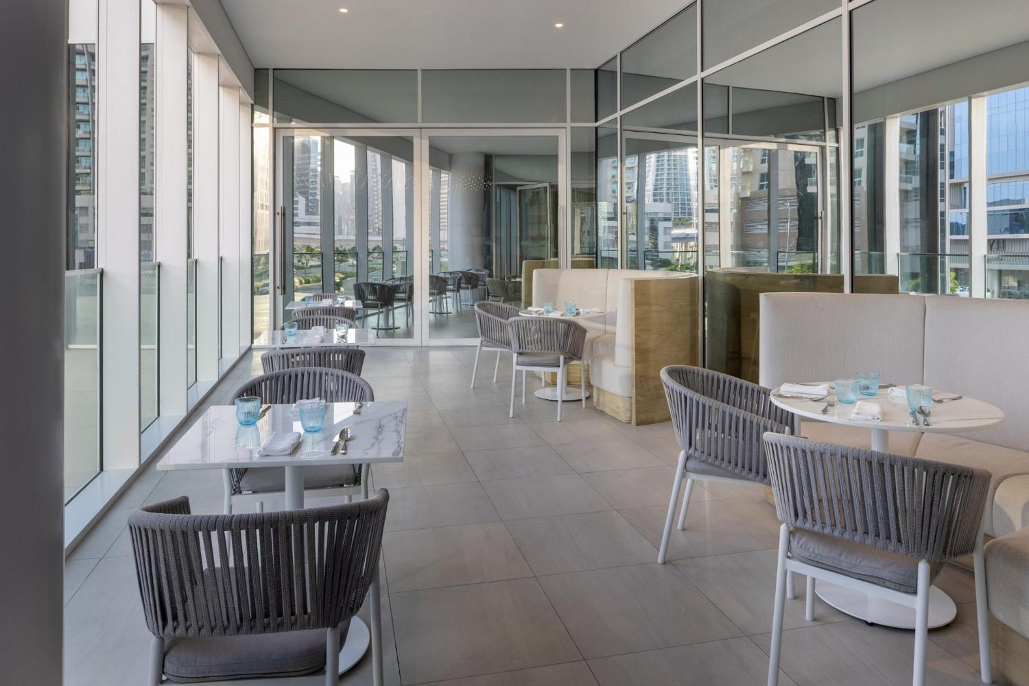 Staybridge Suites Dubai Business Bay By Ihg Exteriör bild