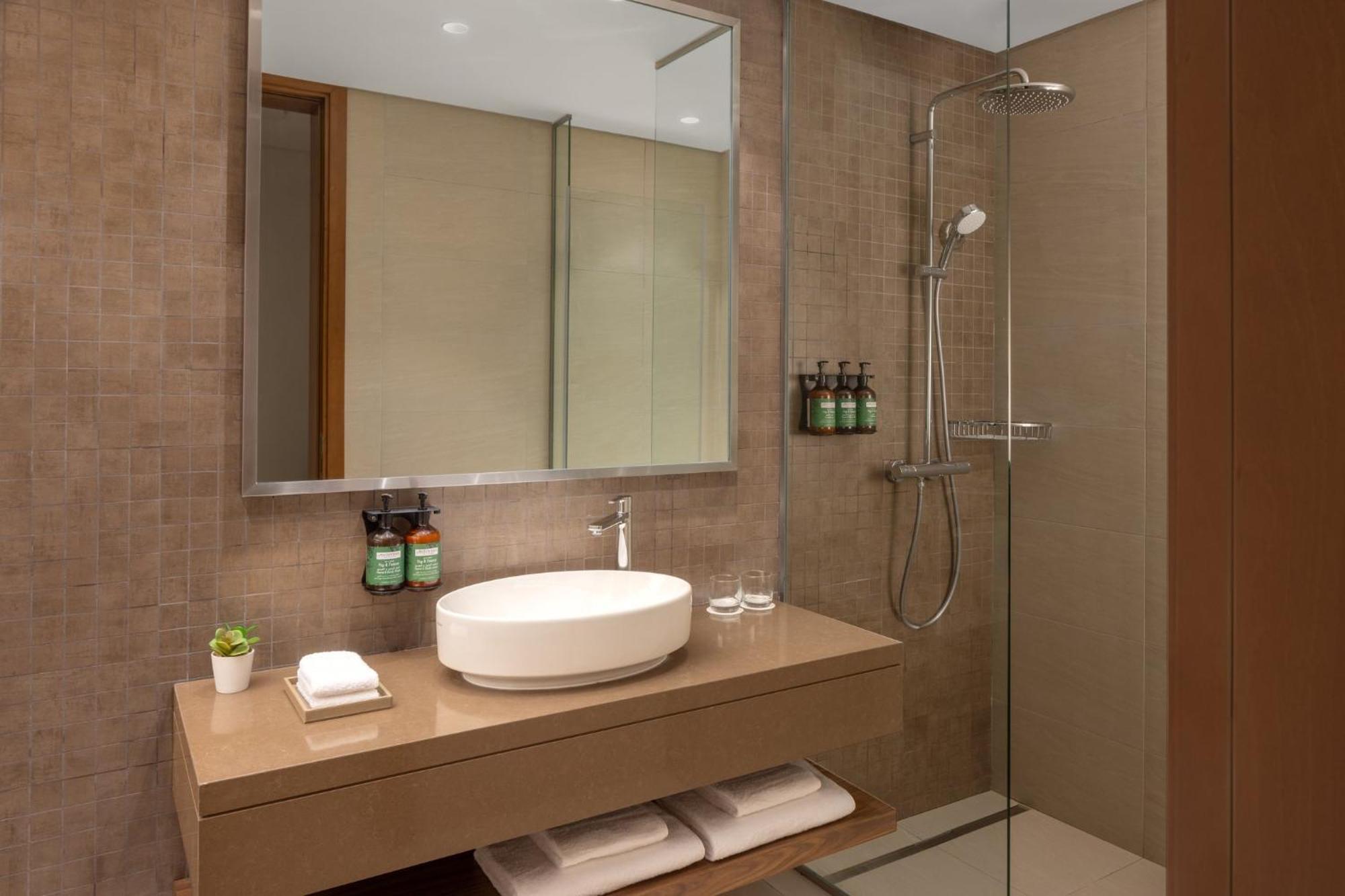Staybridge Suites Dubai Business Bay By Ihg Exteriör bild